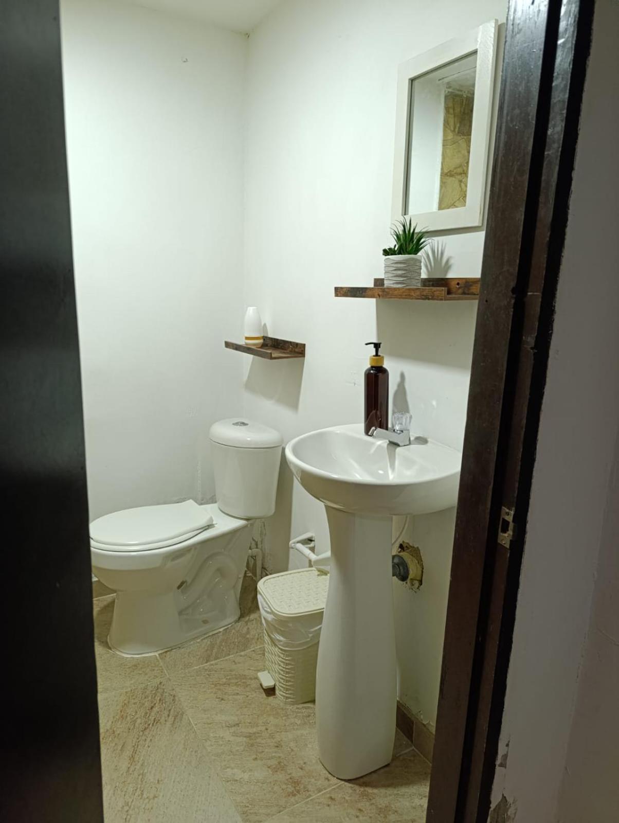 Сasa de vacaciones Casa Vacacional, Cerca Del Aeropuerto *